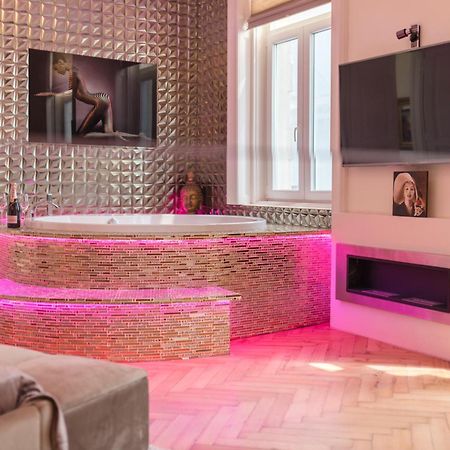 Budapest Eye Presidential With Jacuzzi & Sauna Budapeste Exterior foto