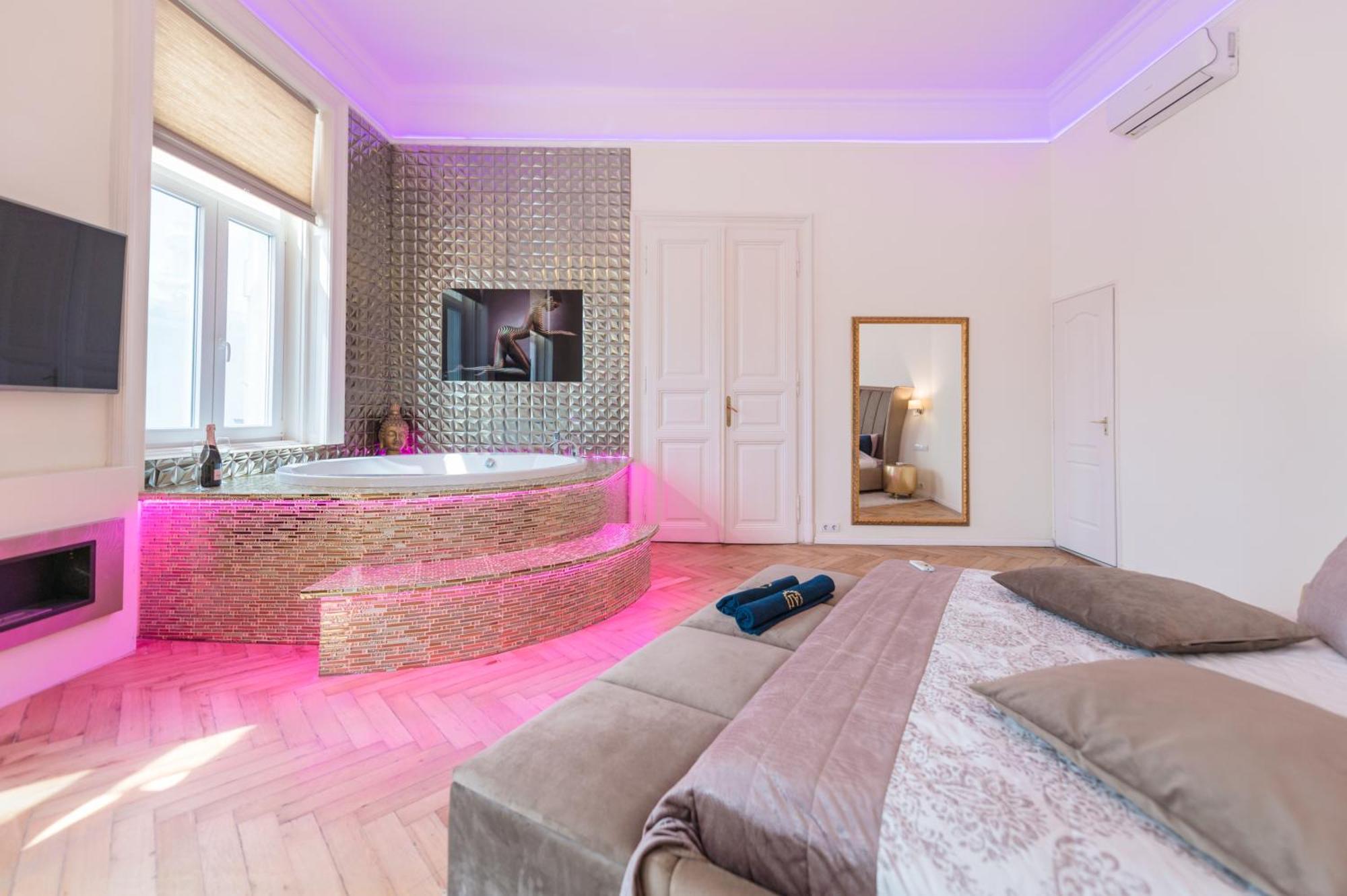 Budapest Eye Presidential With Jacuzzi & Sauna Budapeste Exterior foto